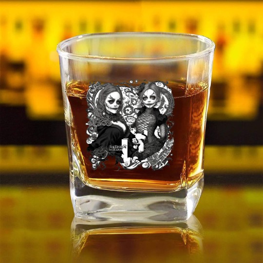 Young witch and pumpkin Halloween 2 Square Whiskey Glasses