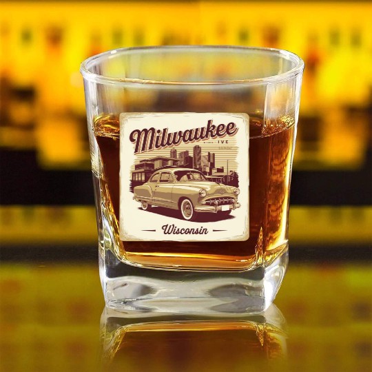 Milwaukee Souvenir and Travel Gift Idea Square Whiskey Glasses