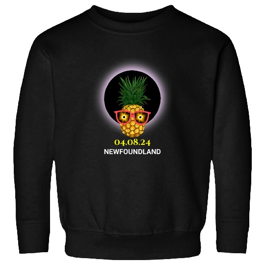 Newfoundland pineapples Total Solar Eclipse 040824 Souvenir Sweatshirts