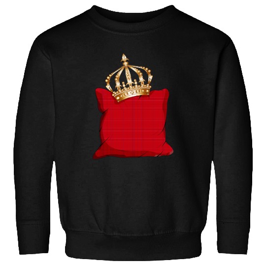 red royal checked pillow with golden crown Sweatshirts