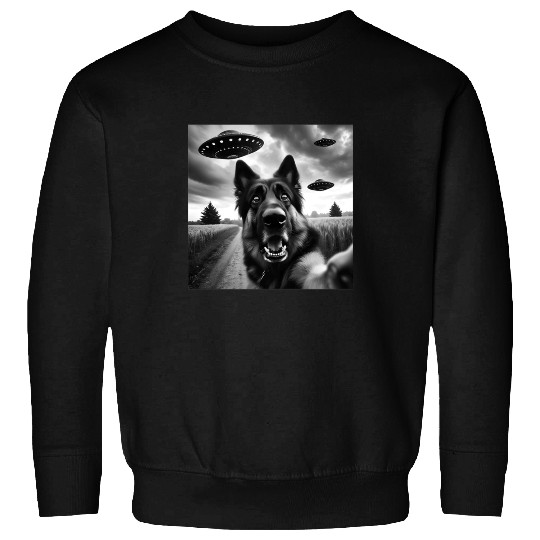 German Shepherd Funny GSP Selfie with UFOs Weird A Sweatshirts