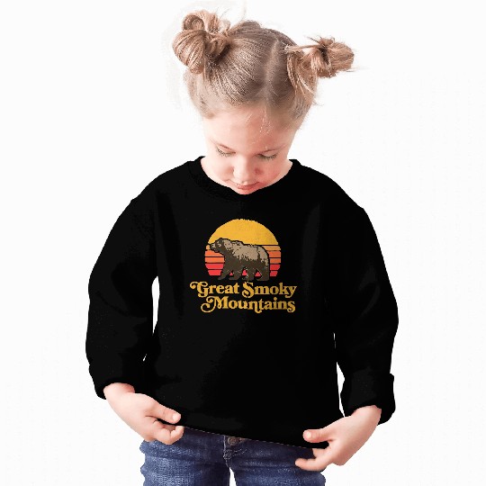 Retro Great Smoky Mountains National Park Bear 80s Graphic Sweatshirt