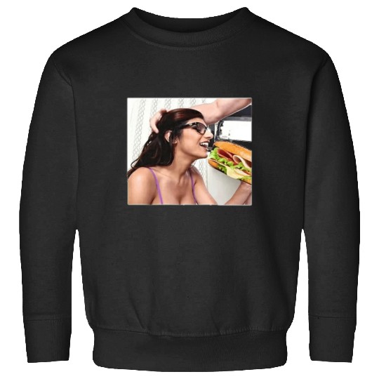 Mia Khalifa having lunch  : Bobs Burgers Family Shirt, Bobs Burgers Vintage Sweatshirts
