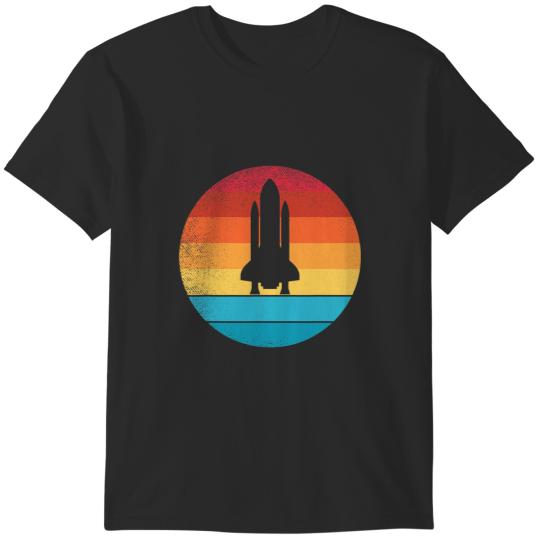 Discover Retro vintage space shuttle and astronaut funny 5 T-Shirts