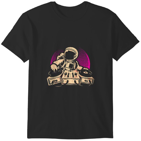 Discover Astronaut DJ Vintage Astronaut Loves Music 212 T-Shirts