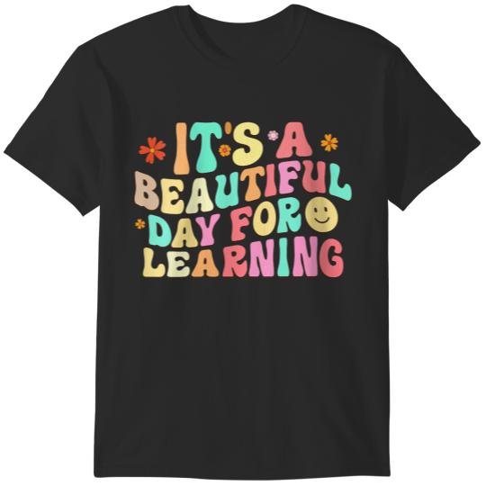 Discover Womens It's Beautiful Day For Learning - Retro Teacher Women Men  Gifts T-Shirts