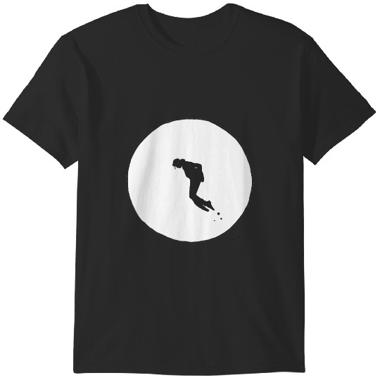 Discover the sun god model michael T-Shirts