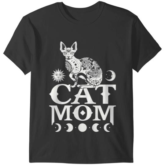 black cats Paws Gothic Cat Mom with Moon Phase Witchy Sphynx Cat T-Shirts