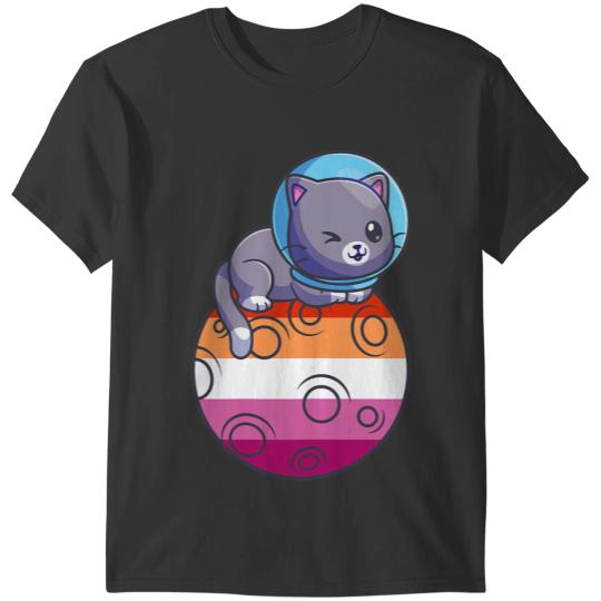 black cats Paws LGBT Pride Womens Lesbian Cat On Moon Funny LGBTQ Pride Month T-Shirts