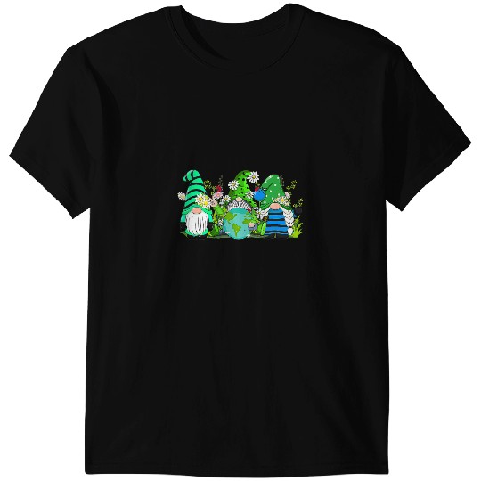 Three Gnomes Daisy Flower Earth Day Funny Gnome Lover T-Shirts