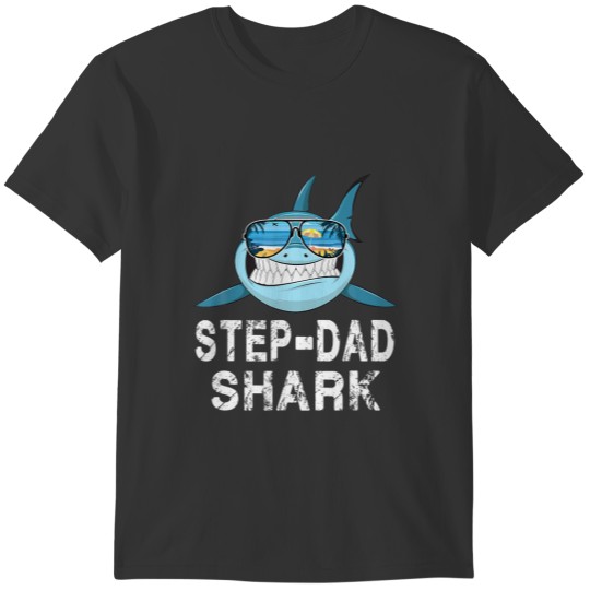 Step-Dad Shark For Men Daddy Shark Costume Funny S T-shirt