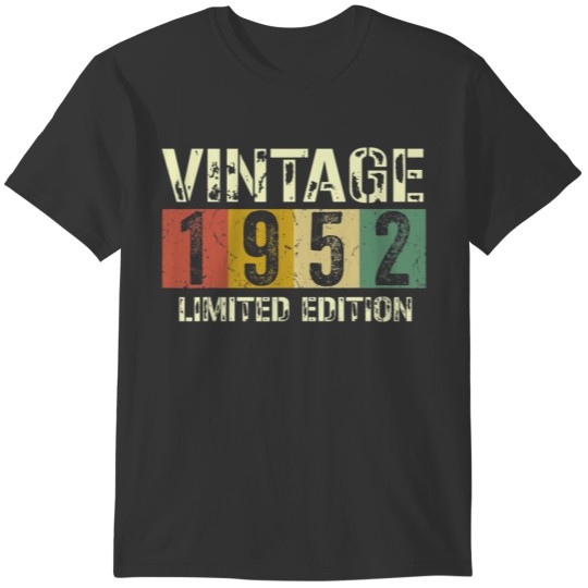 Vintage 70 Birthday Decorations Men 70th BDay 1952 T-shirt