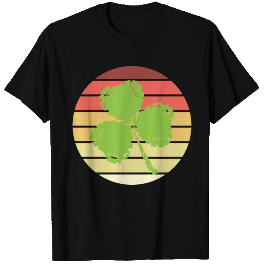 Retro Shamrock Clover T-shirt