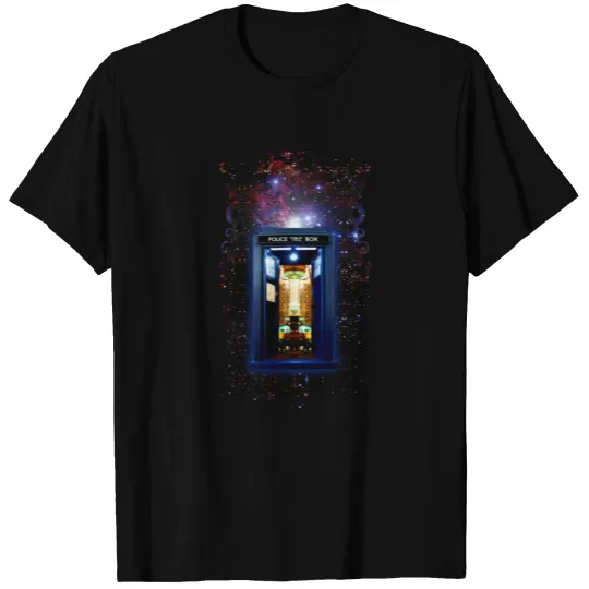 Tardis bigger on the inside T-shirt