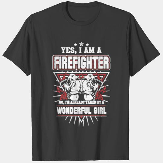 I Am A Firefighter Wonderful Girl Shirt T-shirt