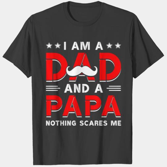 Father's day - a dad and a papa. funny family da T-shirt