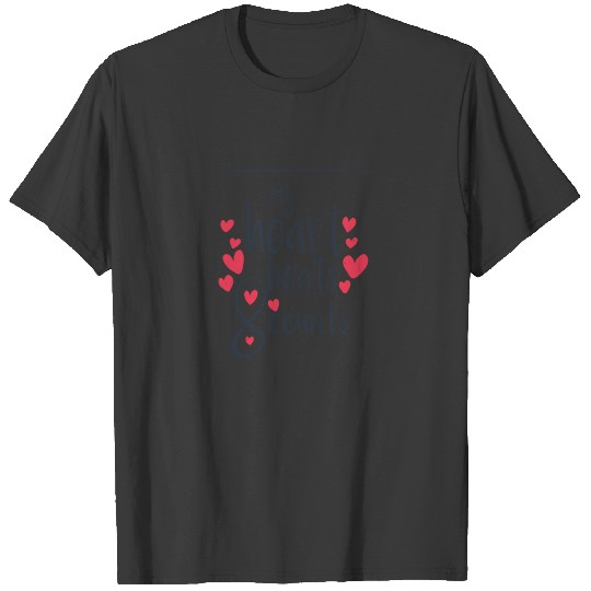 Great dance mom shirt Heart beats B Gift Tee T-shirt