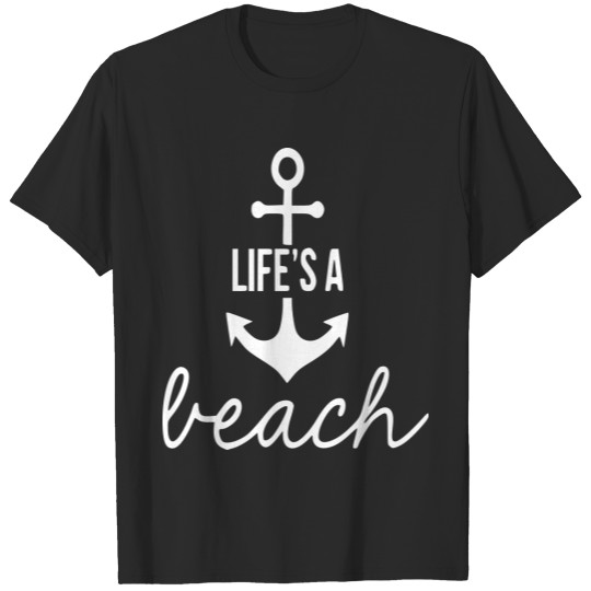 Discover Lifes a beach T-shirt