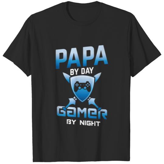 Discover Cool t-shirt for gamer dad and gamer nerds T-shirt