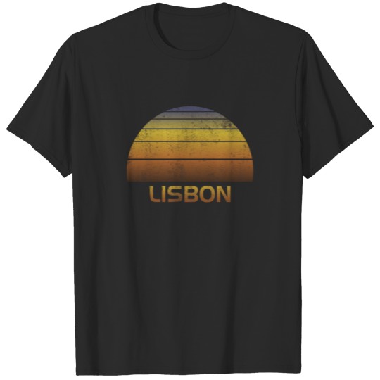 Discover Vintage Sunset Family Vacation Souvenir Lisbon T-shirt