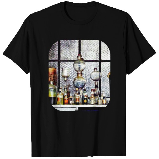 Laboratory Glassware T-shirt