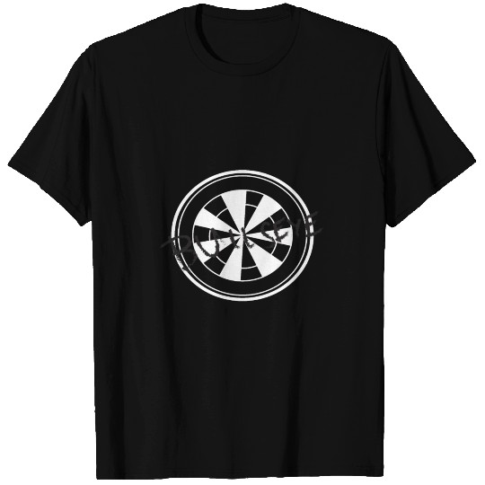 Bullseye Dart player best thrower dart team member T-shirt