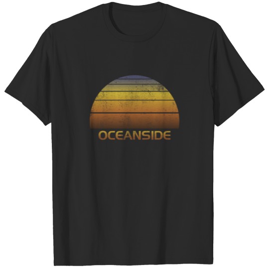 Discover Vintage Sunset Family Vacation Souvenir Oceanside T-shirt