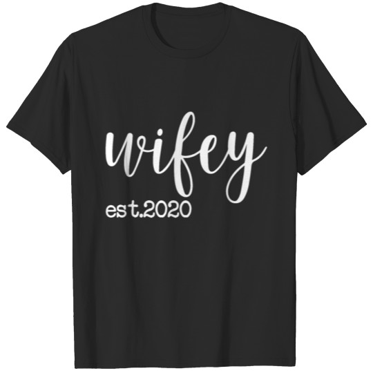 Discover Wifey est 2020 T-shirt