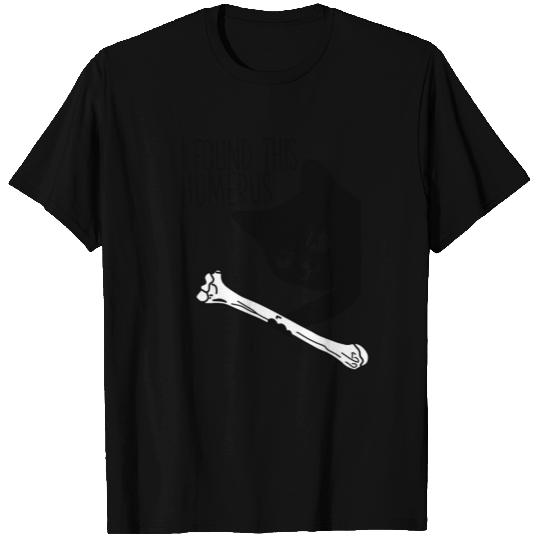 I Found This Humerus - Puns Cute Funny Black Cat T-shirt