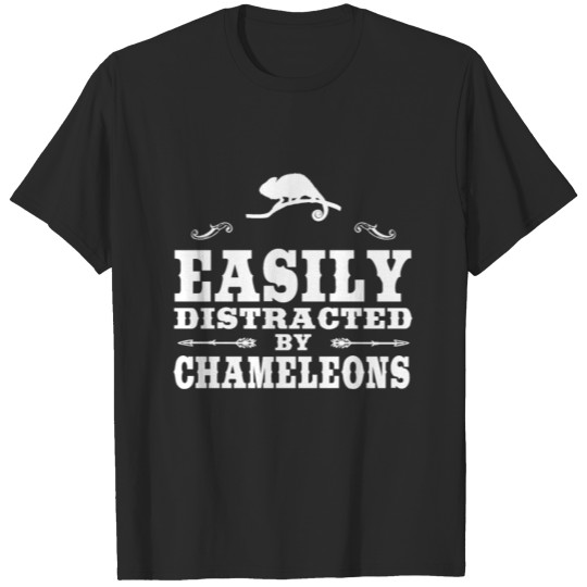 Discover Easily Distracted By Chameleons Funny Chameleon De T-shirt