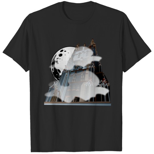 Discover Halloween Spooky Misty Church with full Moon T-shirt