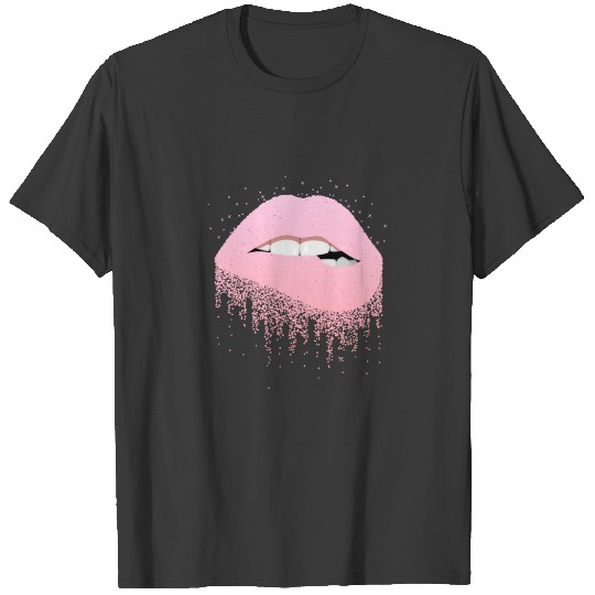 Discover Pink lips T-shirt