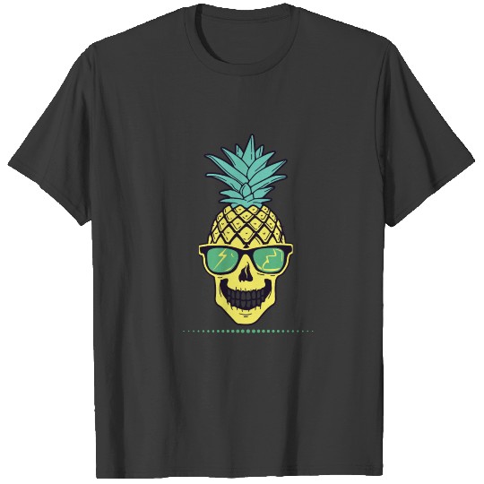 Pirates pineapple T-shirt