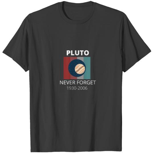 pluto never forget T-shirt