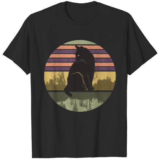Discover vintage black cat , cute cat . T-shirt