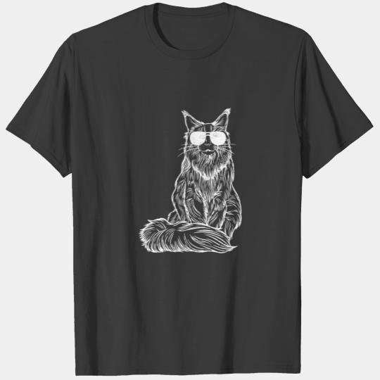 Maine Coon cat in white lines T-shirt