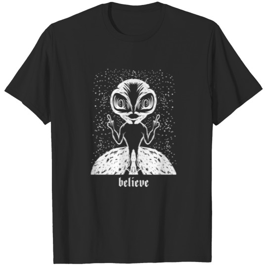 Grunge Aesthetic Nu Goth Believe Alien Ufo Space T-shirt