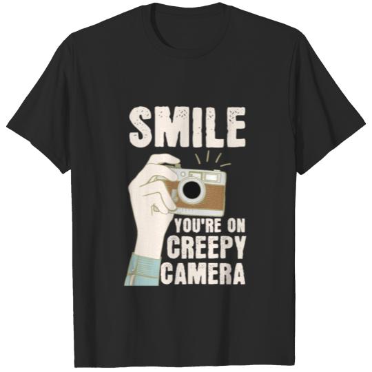 Discover Smile On Creepy Camera T-shirt