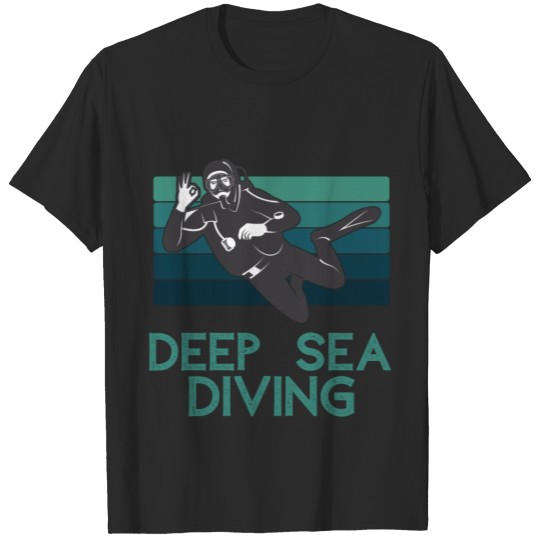 Discover deep sea diving 1 T-shirt