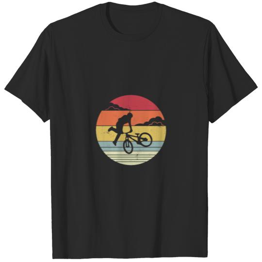 Discover Dirt Jump Flying Bike Stunt Retro Vintage T-shirt