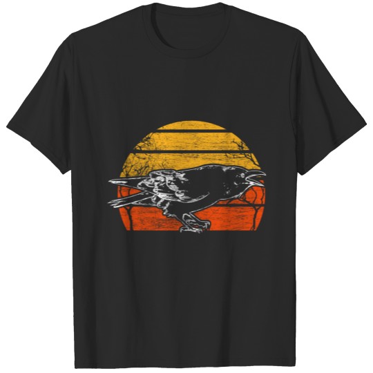 Discover Raven Bird Gift T-shirt