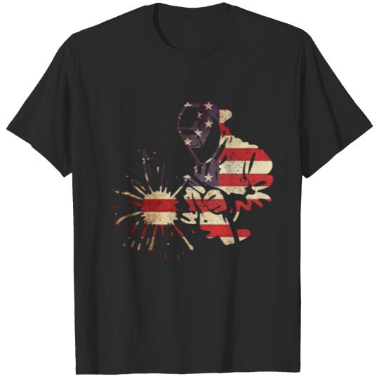 Welder Vintage American Flag Patriotic Gift T-shirt
