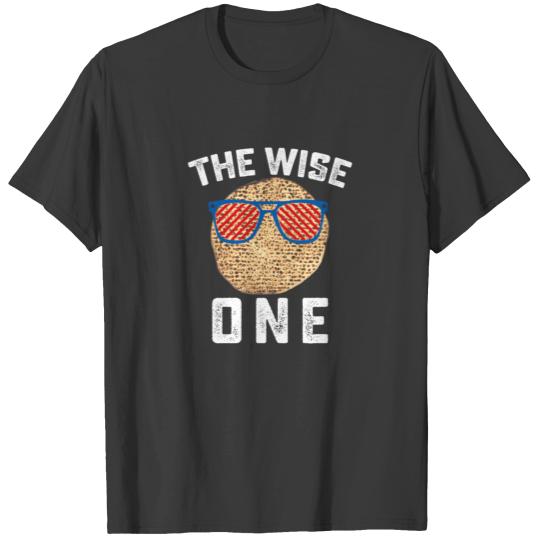 Passover 2021 The Wise One Jewish Pesach Seder T-shirt