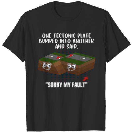 Discover Funny Bumping Tectonic Plates Fault Lines T-shirt