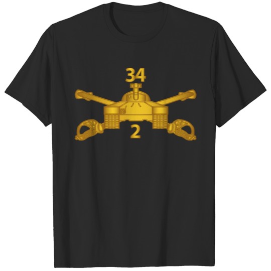 Discover Army 2nd Bn 34th Armor Armor Branch wo Txt T-shirt