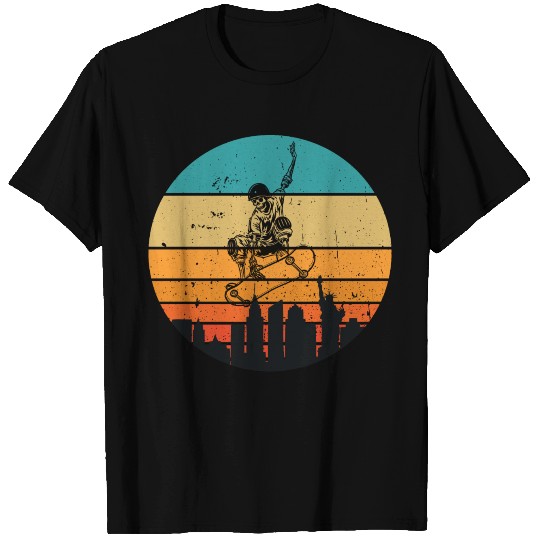 Skateboard Skeleton New York Skyline Gift T-shirt
