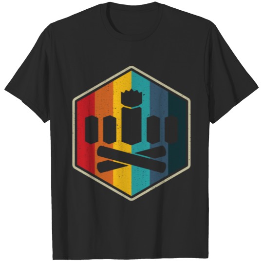 Discover Kubb retro hexagon kubb yard game player T-shirt