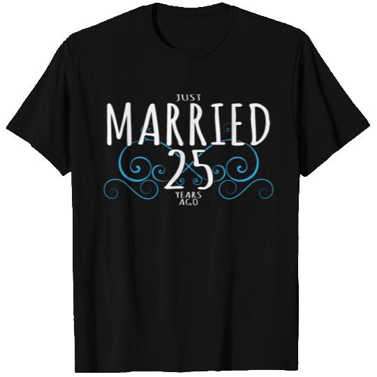 25th Anniversary Couple Design Just Married 25 Yea T-shirt