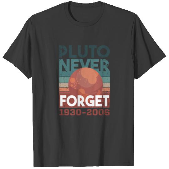 Astronomy Solar System Pluto Never Forget T-shirt