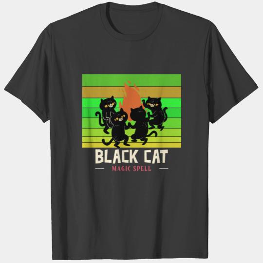 Black cats magic T-shirt